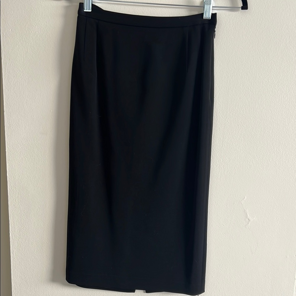 Elegant Ralph Lauren Black label 96% wool Black Skirt